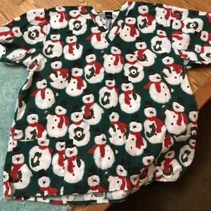 GUC extra large Christmas snowman scrub top